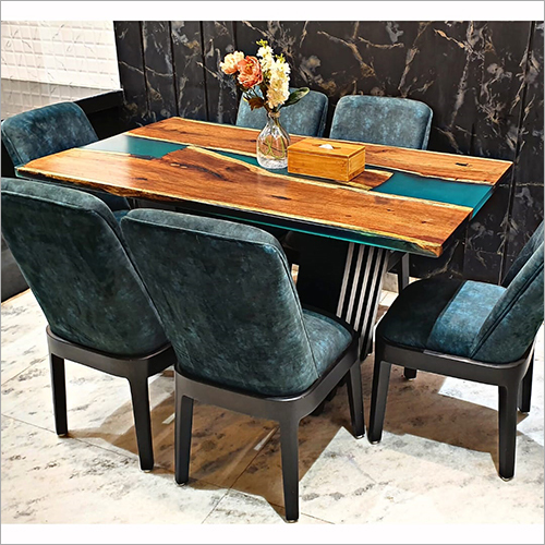 पॉलिश डाइनिंग टेबल