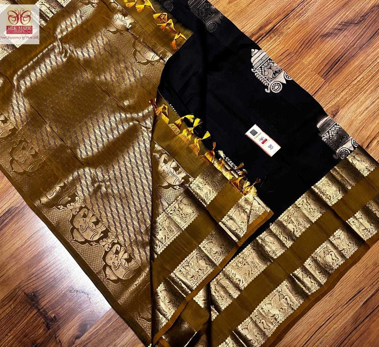 Black Pure Kanjivaram Soft Silk Double Wrap
