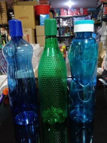 मल्टीकलर प्लास्टिक वाटर बॉटल्स