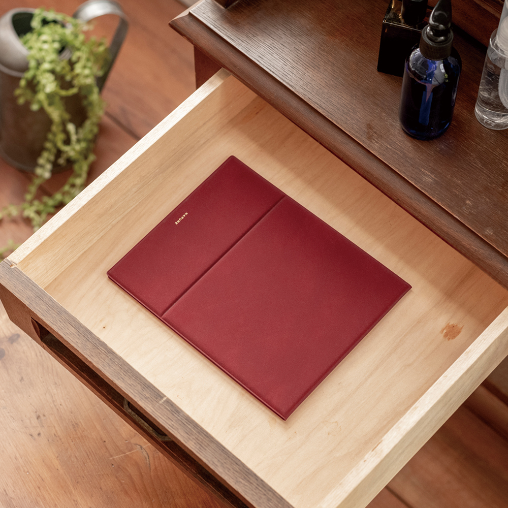Compact Folding Mirror L Bordeaux