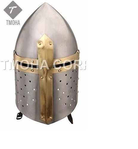 आयरन क्रूसेडर हेलमेट
