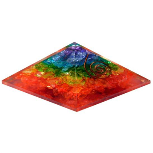 सात चक्र ऑर्गोनाइट पिरामिड