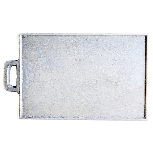 Cast Iron Tray - Rectangular, Polished Finish | Raised Edges, D-Shape Handle, Heat Resistant, Easy Clean, Rust Proof, Non-Stick Cooking