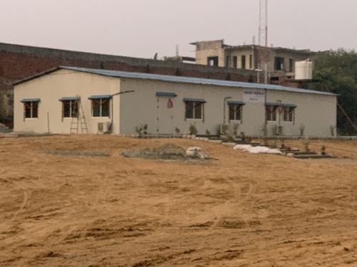 निर्माण स्थल कार्यालय - मौसम प्रतिरोधी फैब्रिक, विशाल 20x12 फीट डिज़ाइन, टिकाऊ ढांचा, मोबाइल एक्सेसिबिलिटी, सुरक्षित स्टोरेज समाधान