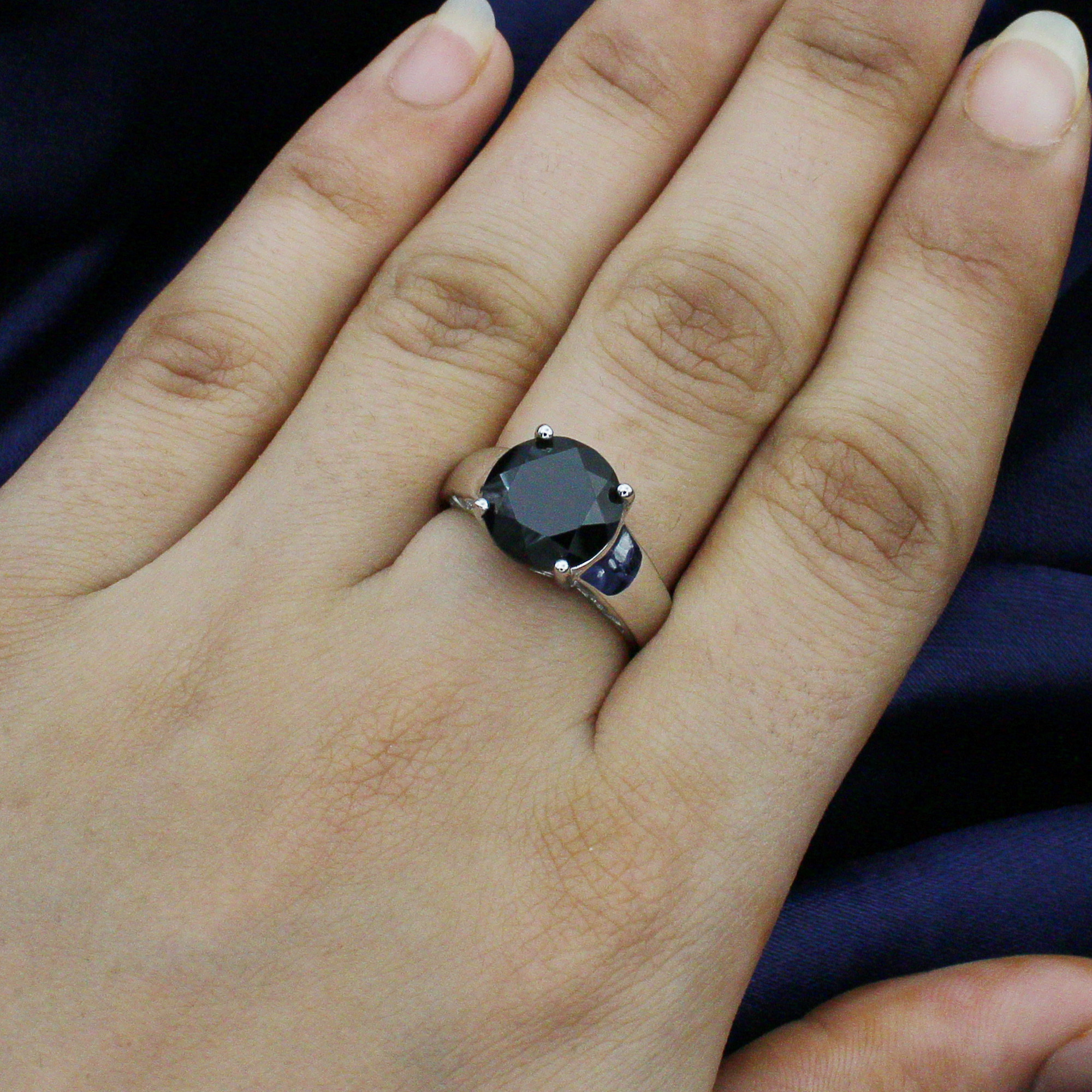 Black Onyx Designer Silver Ring