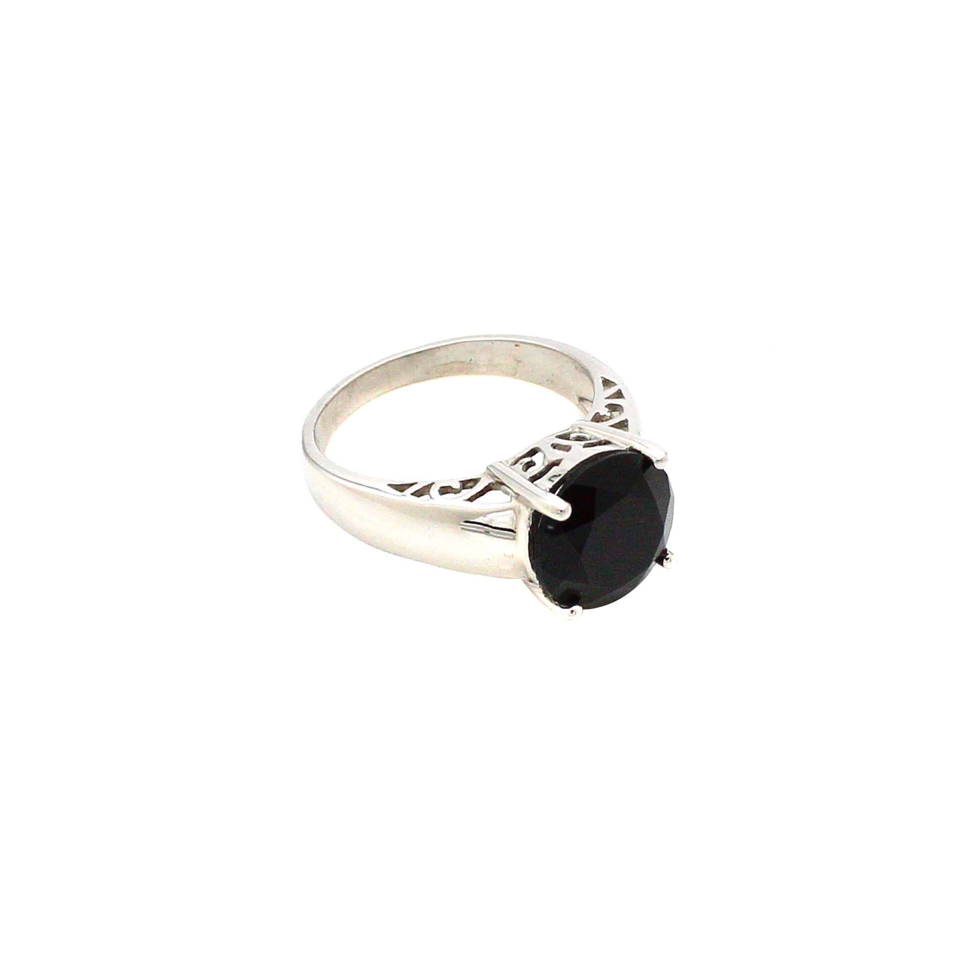 Black Onyx Designer Silver Ring
