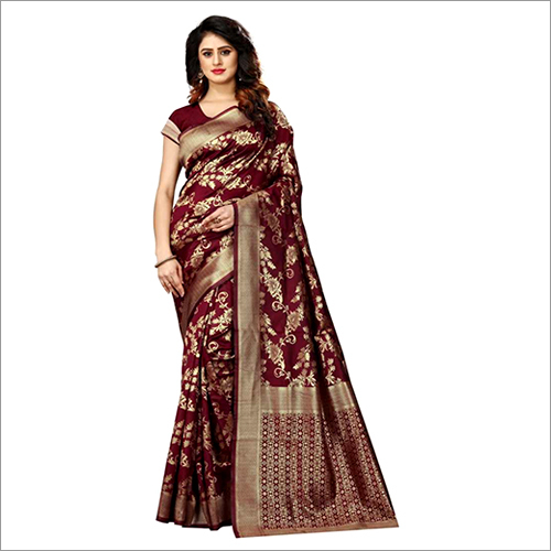 महिलाओं की मैरून जल बनारसी साड़ी