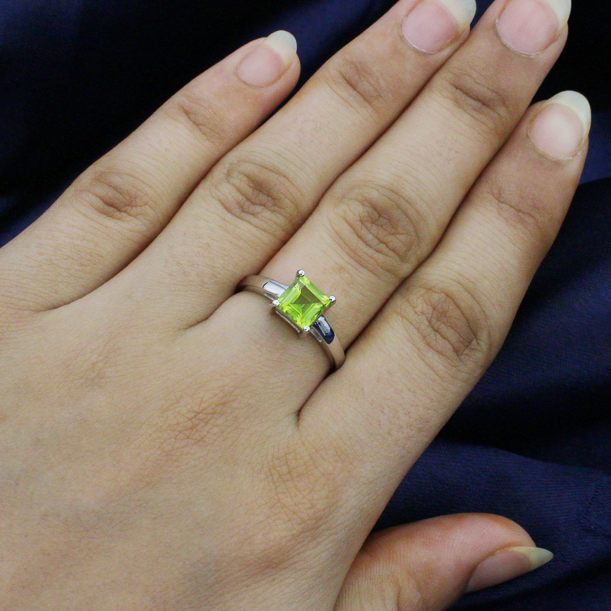925 Sterling Silver Peridot Square Ring