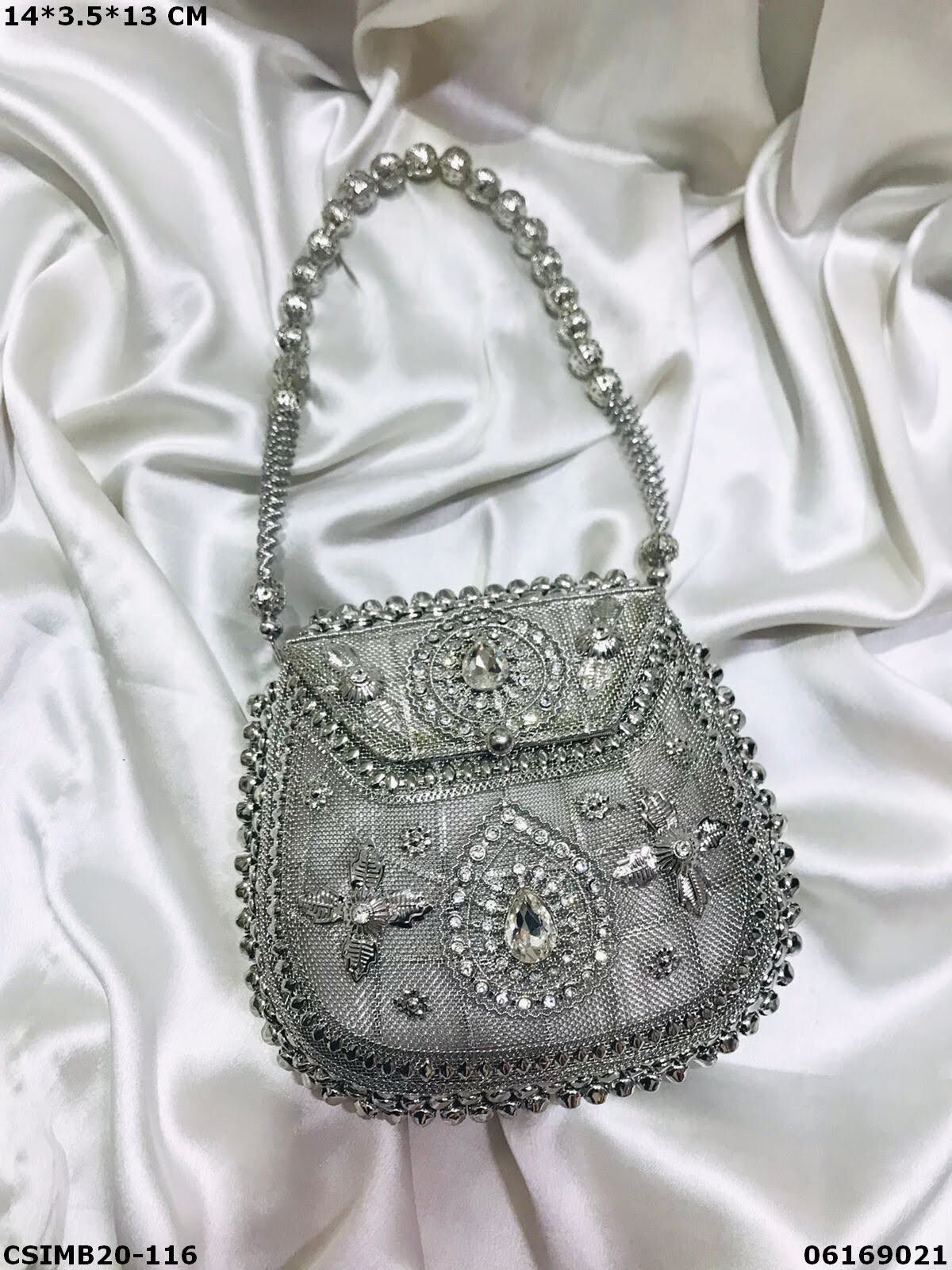 Multi Handicraft Metal Clutch