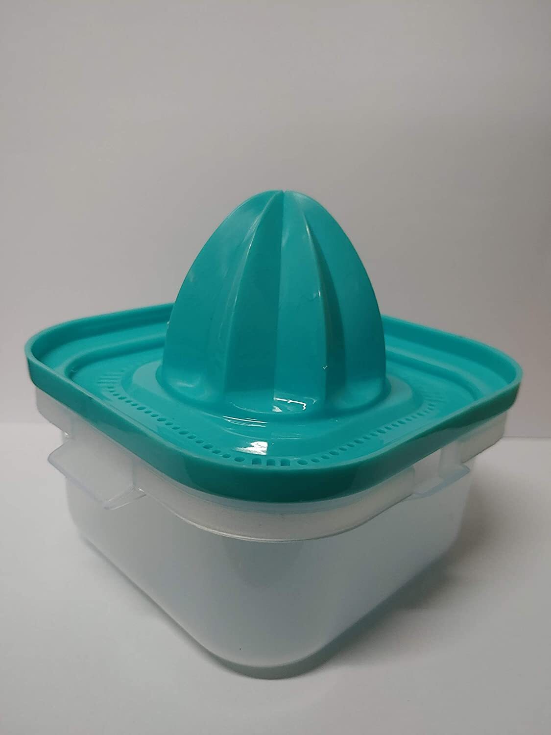 Citrus Squeezer - 100% Food Grade Plastic, 2-cup Capacity | Multicolor, Manual Juicer For Oranges, Lemons, Limes, And More