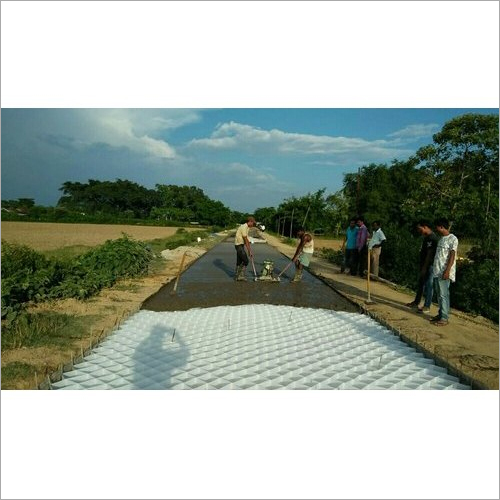 Concrete Cellfield - Hdpe Material, 150x150 Mm Size, White Color | Ideal For Erosion Control And Soil Stabilization In Road Construction