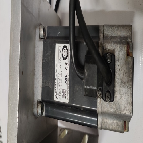 Omron R7m-a40030-s1 Ac Servo Motor
