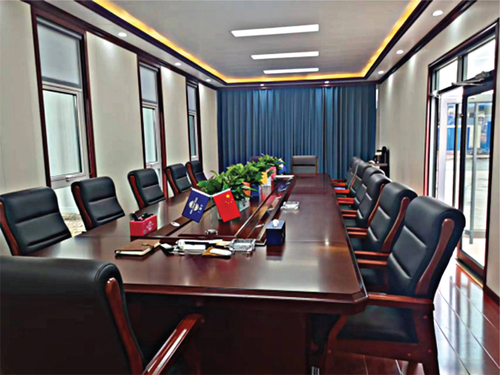 Conference Room Portable Container Capacity: 2000 Kg/Hr