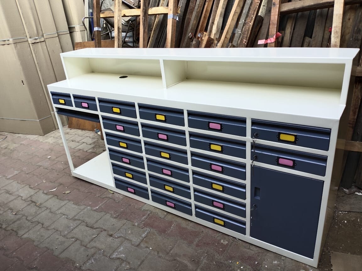 Metal Cabinet - Customizable Size, Brown Finish | Secure Locking System For Valuables In Commercial Spaces