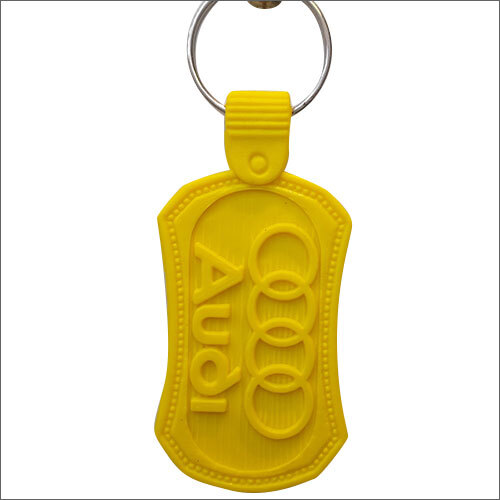 Different Colors Available Customized Promotional Key Chain
