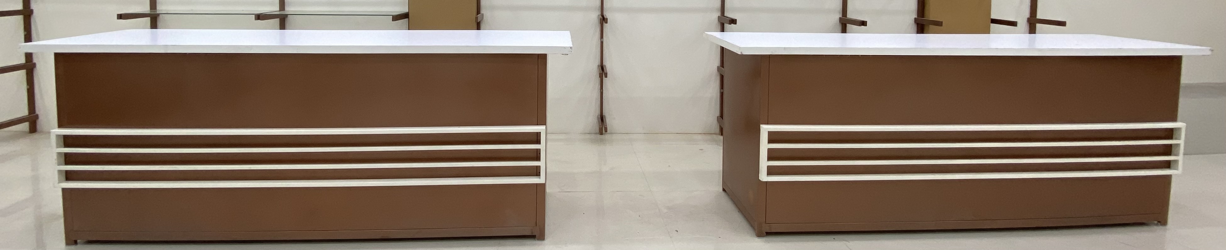 Retail Counter - Feature: High Quality