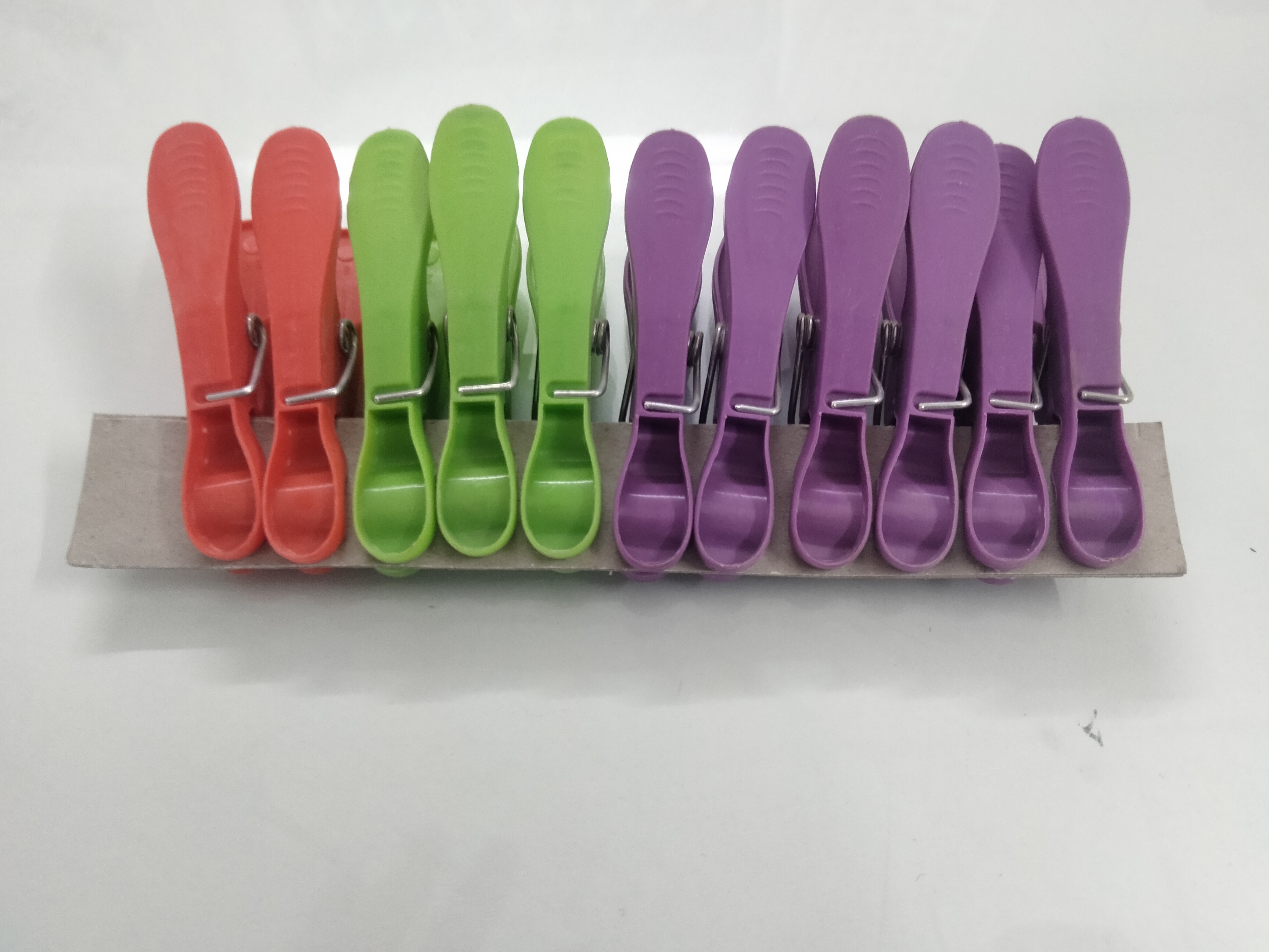 Plastic Cloth Clips - Color: Blue Available In Different Color