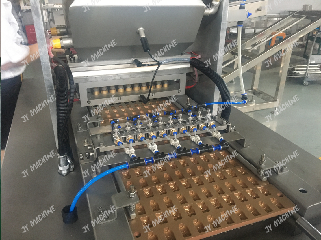 Gray Gummy/jelly/soft Candy Making Machine