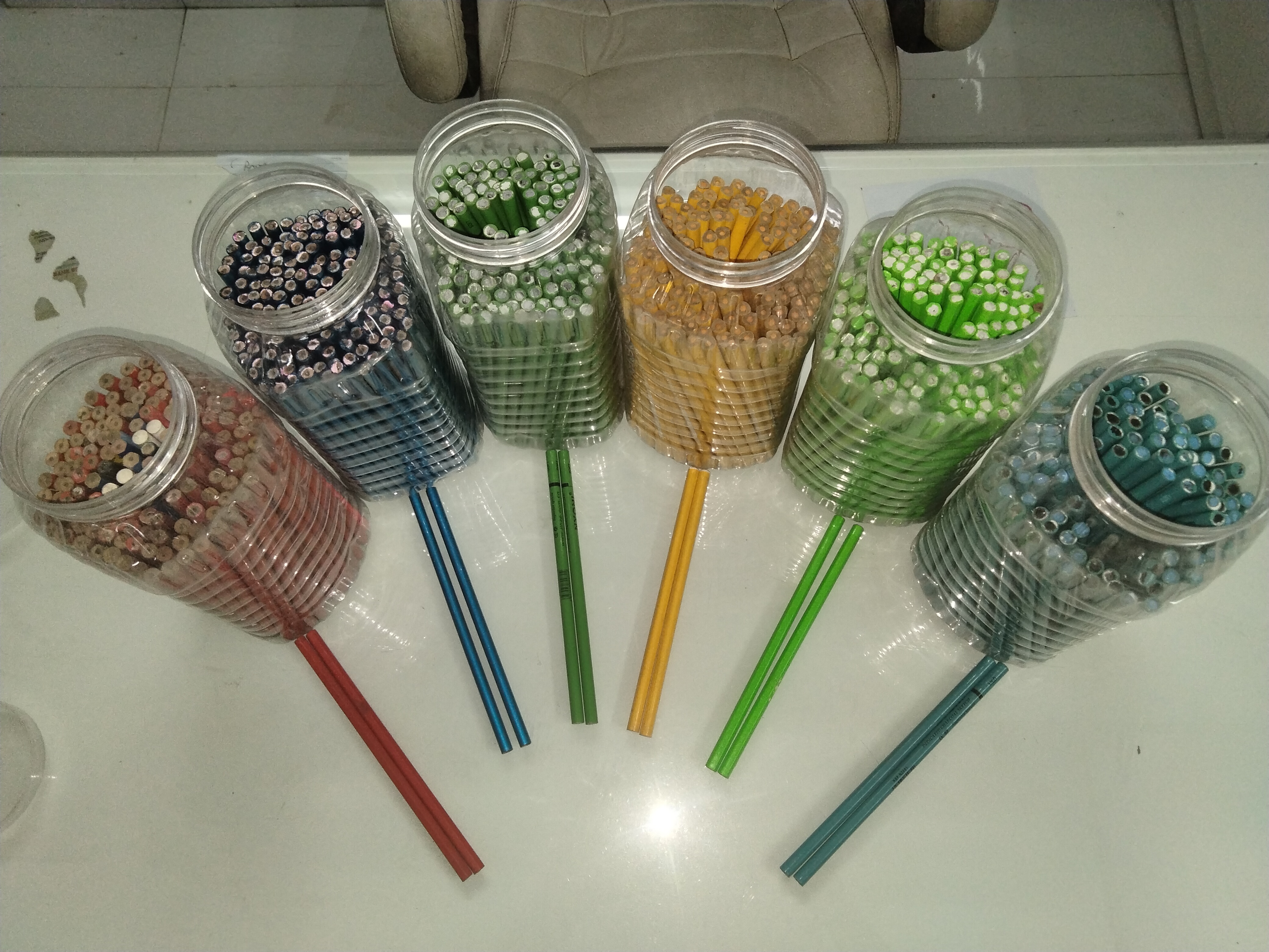 Good Quality Pencil Jar