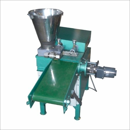 Automatic Dhoop Stick Making Machine With Convet Belt Capacity: 200 Kg/Hr
