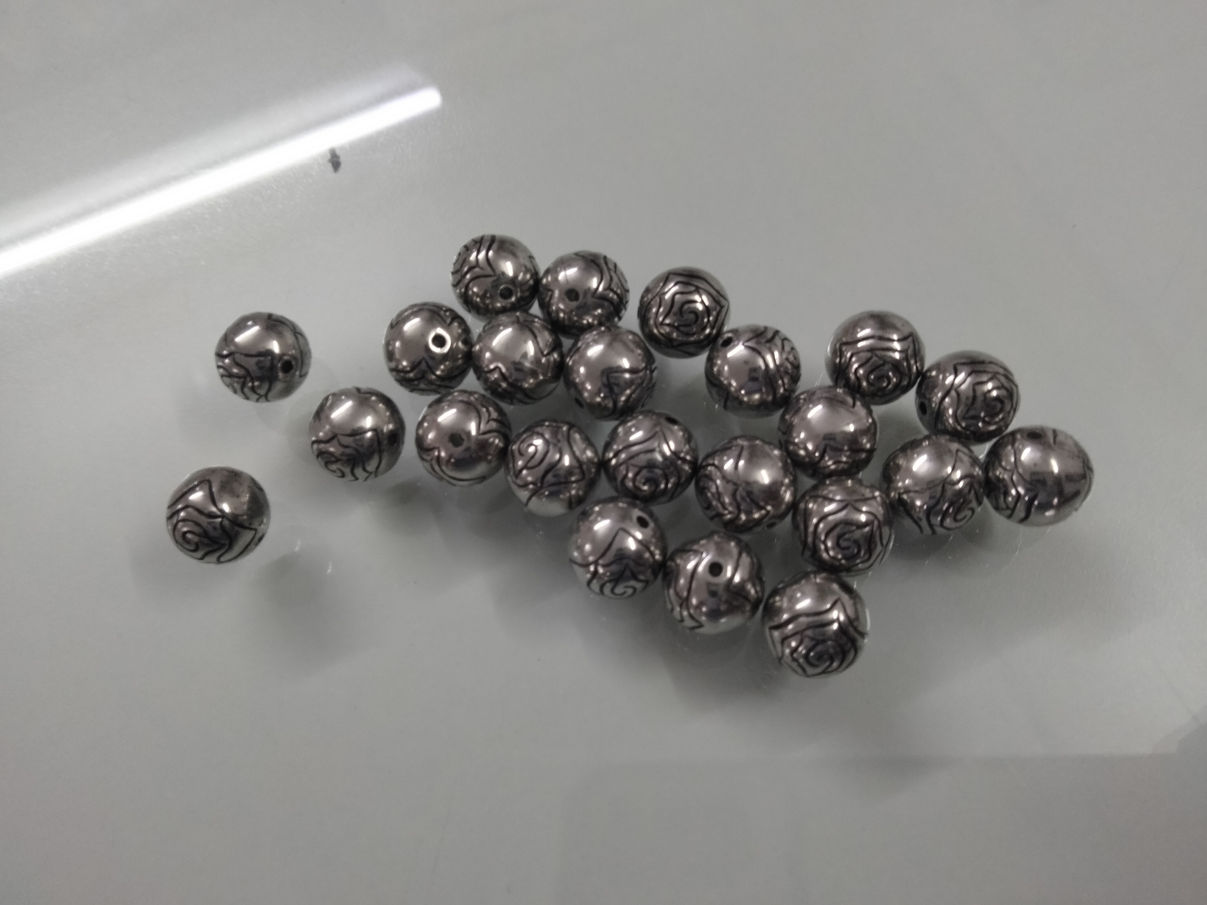 Sli Ver Decorative Item