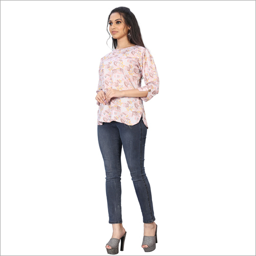 Ladies Classic Ravishing Tunic Top - Exquisite Fabric Blend, Customized Sizes, Vibrant Printed Patterns, Multicolor Options