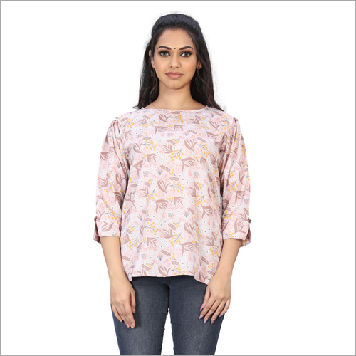 Ladies Classic Ravishing Tunic Top - Exquisite Fabric Blend, Customized Sizes, Vibrant Printed Patterns, Multicolor Options