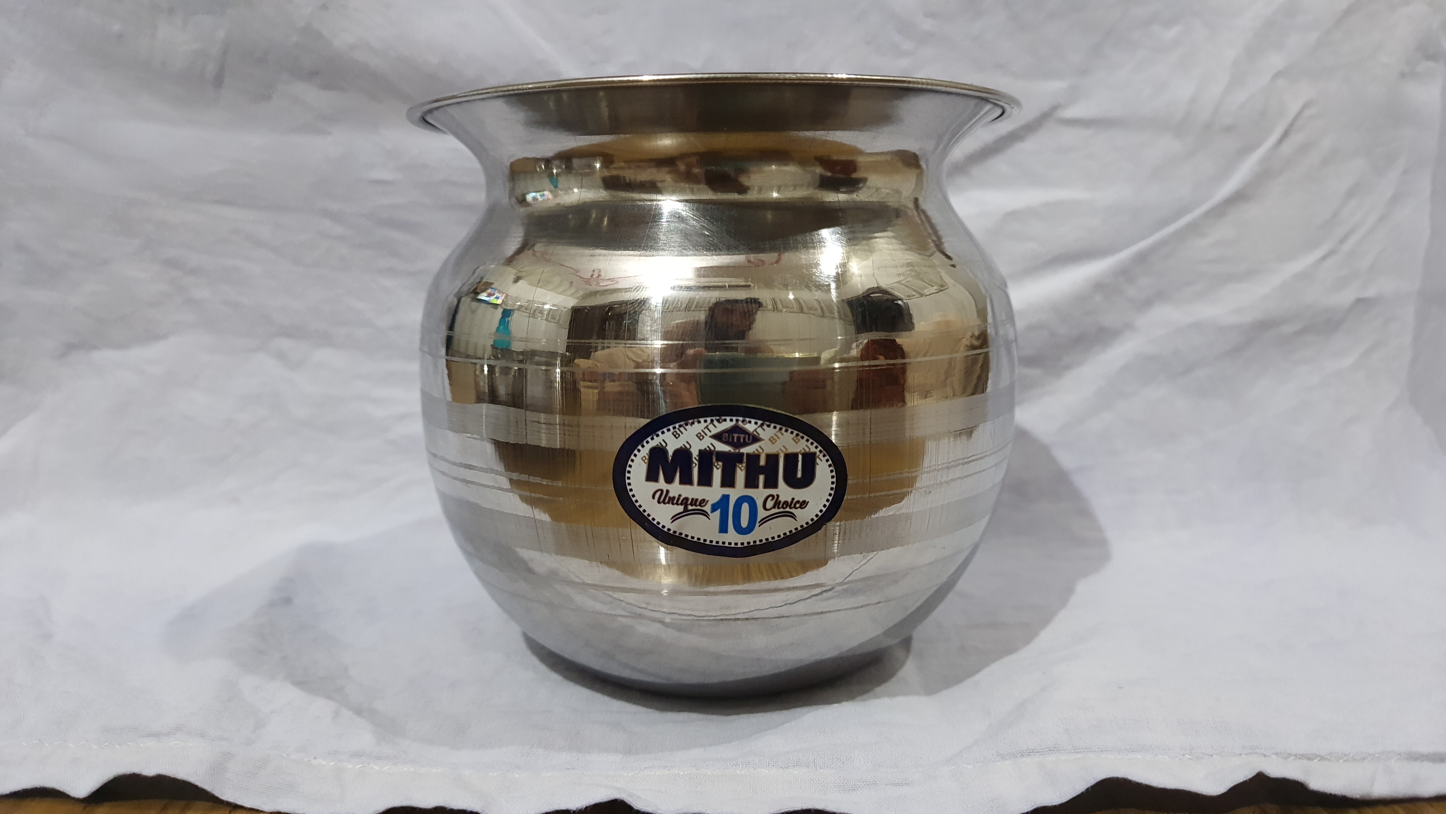 Easy To Clean 10 Inch Lota