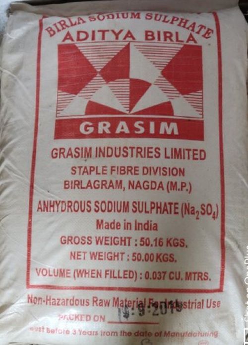 Sodium Sulphate - Na2so4 Decahydrate, Melting Point 884 °C, Highly Soluble In Water | Applications In Industrial, Paper, Pharmaceutical, Printing, Water Treatment