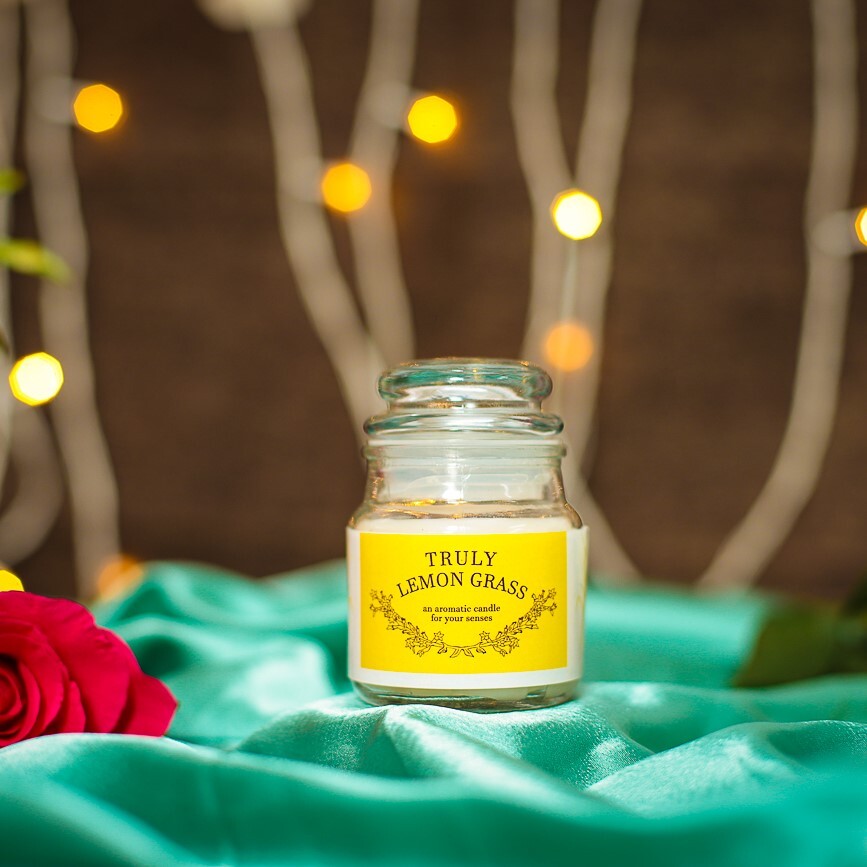 Aroma Candle - Burning Time: 12 Hours