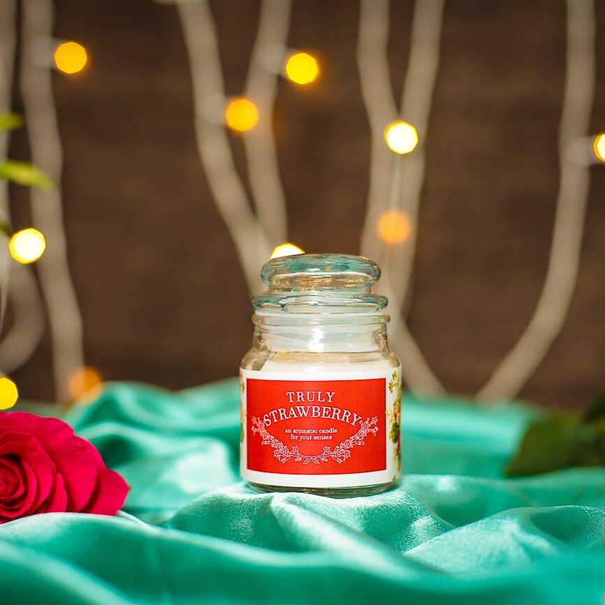 Aroma Candle - Burning Time: 12 Hours