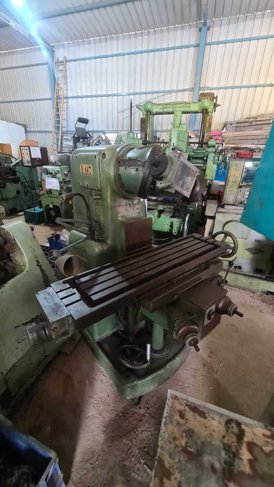 Used No.2 Vertical Milling Machine