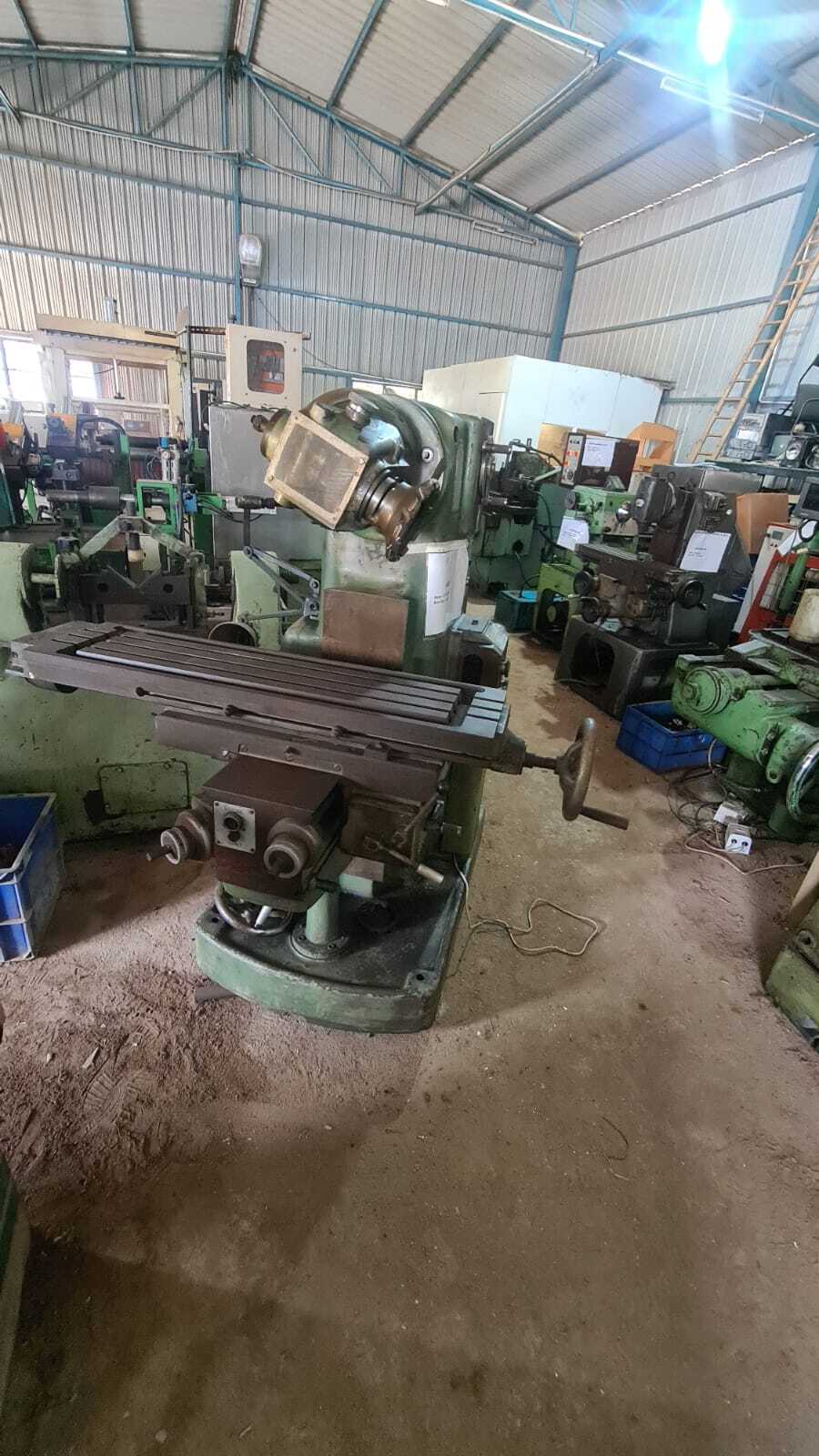 Used No.2 Vertical Milling Machine