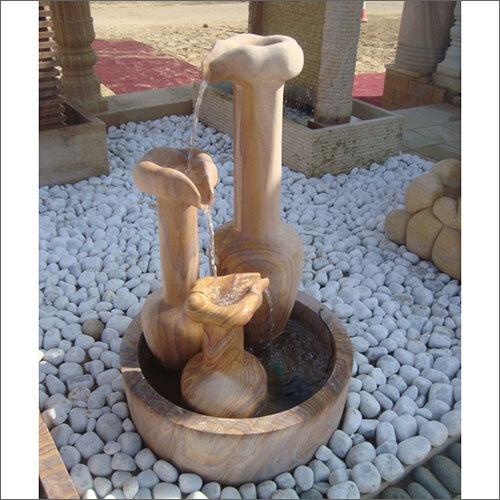 बेज बाउल फाउंटेन