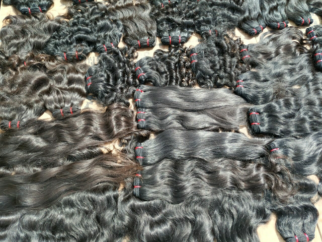 Raw Curly - Color: Black