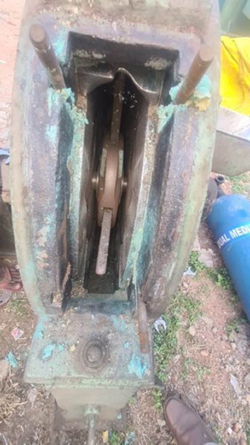 Used Disintegrator Machine