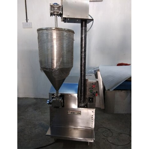 स्थिर प्रदर्शन अर्ध स्वचालित ट्यूब भरने की मशीन