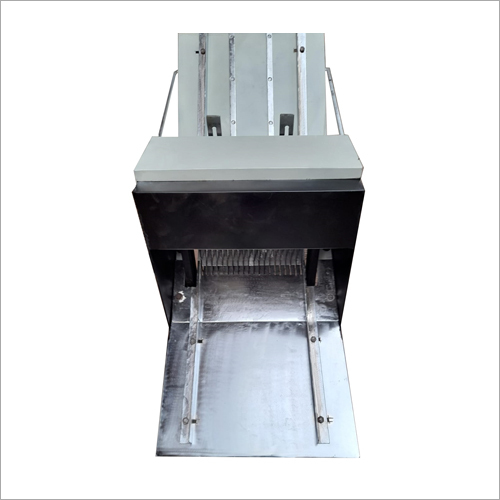 Semi Automatic Industrial Bread Slicer Machine