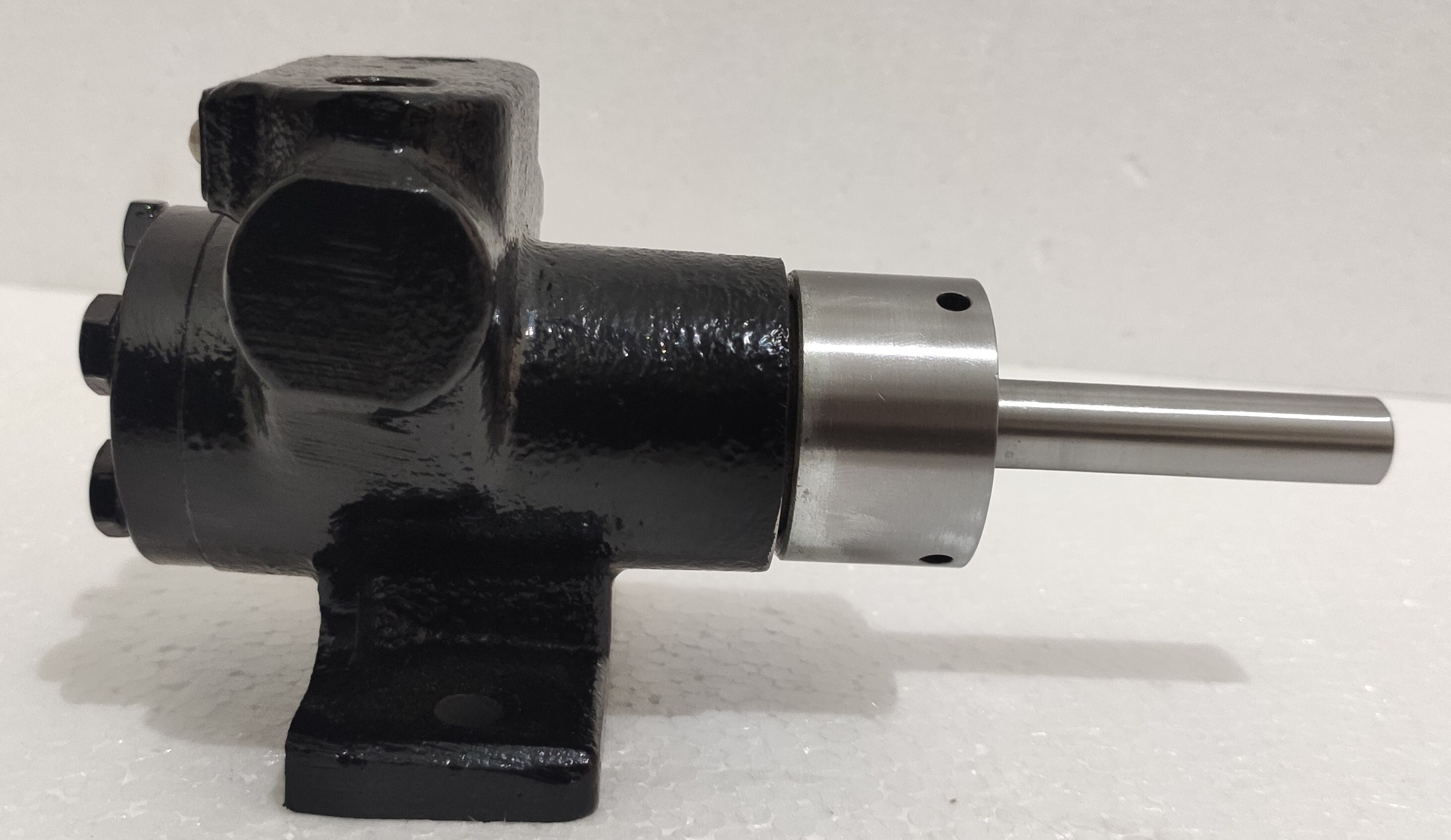 New Viking Pump C432 Cast Iron Gear Pump 250 Psi