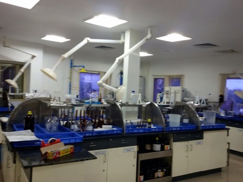 Lab Fume Extractors