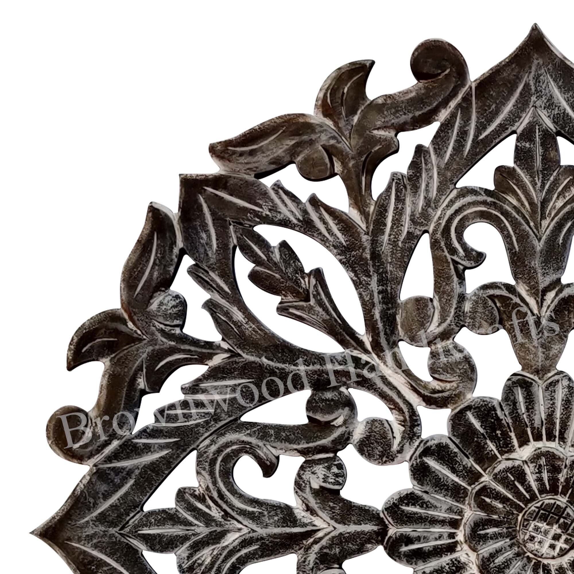 Mdf Carved Round Pp White Shade Wall Panel Size: 90 X 90 Cm (17mm)