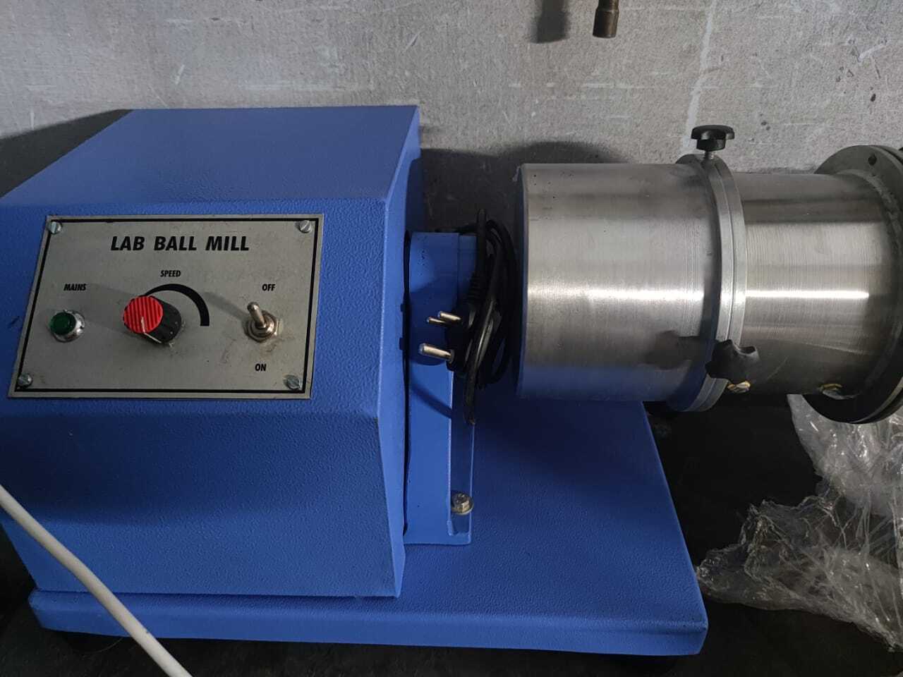Ball Mill Machine Weight: 15 Kilograms (Kg)