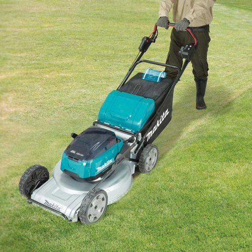 Cordless Lawn Mover Dlm533z - Capacity: 1 Kg/hr