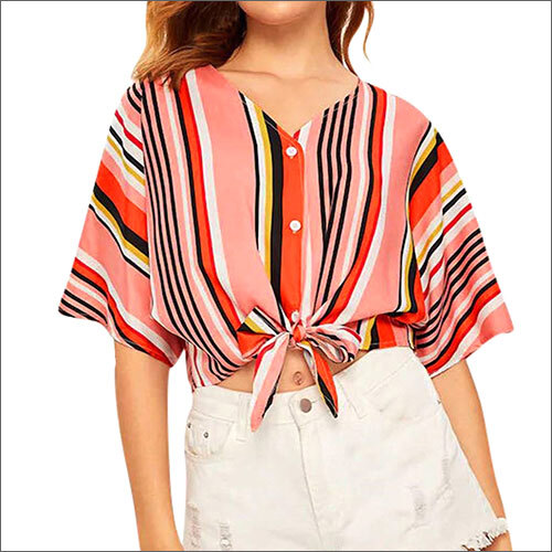 विभिन्न उपलब्ध महिलाओं के लिए कैज़ुअल और ड्रेसी टॉप