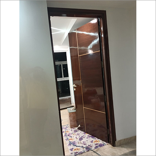 वुडन पॉलिश वर्क