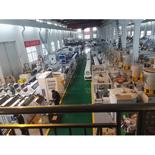 White + Blue Hdpe Pipe Production Line