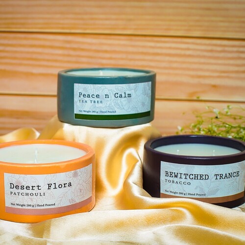 Flat Ceramic Candle - 7x7 cm, Orange | Ceramic Jar, Velvety Blooms, Sweet Perfume, Aromatherapy, Gift-Giving, 30-40 Hours Burn Time