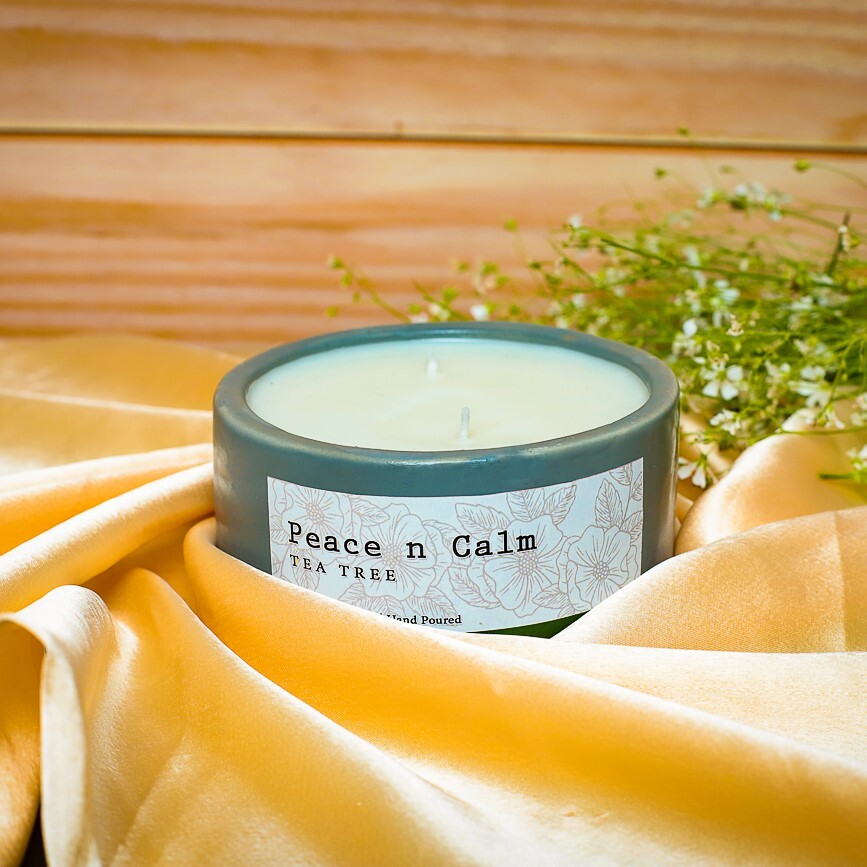 Flat Ceramic Candle - 7x7 Cm, Orange | Ceramic Jar, Velvety Blooms, Sweet Perfume, Aromatherapy, Gift-giving, 30-40 Hours Burn Time