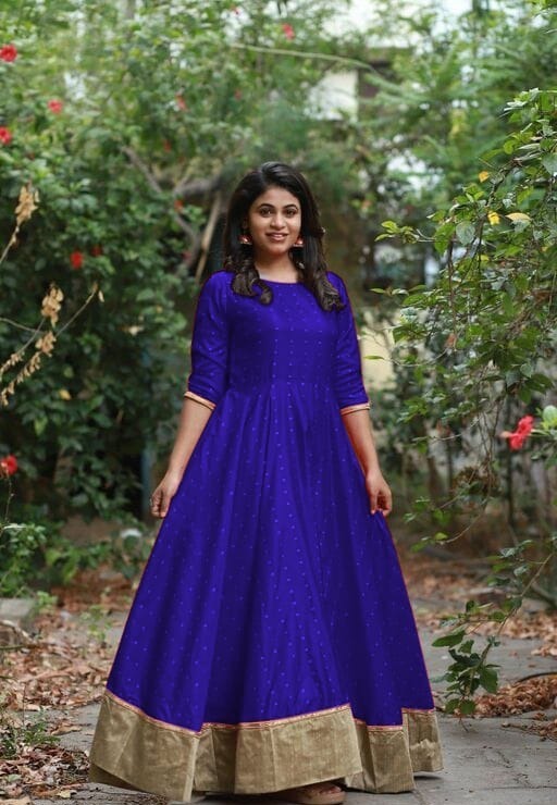 Silk Gown - Taffeta Silk, Length 53-54 Inches, Sizes M, L, Xl, 2xl | Features Appliqued Decoration, Short Sleeves, Breathable & Washable