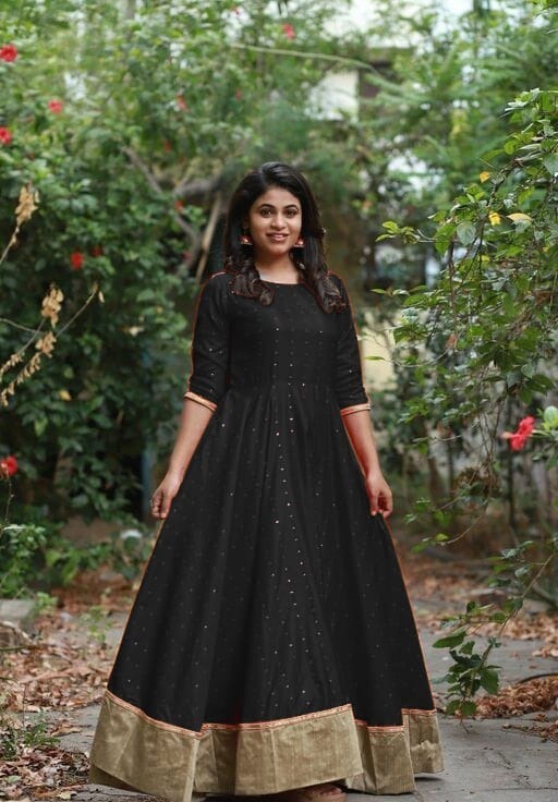Silk Gown - Taffeta Silk, Length 53-54 Inches, Sizes M, L, Xl, 2xl | Features Appliqued Decoration, Short Sleeves, Breathable & Washable